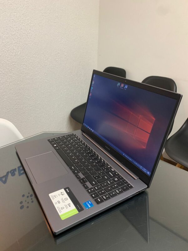 Samsung Book - i3-11°Gen - 8GB Ram - SSD 256GB Nvme - Rede 5G - Completo - Image 4