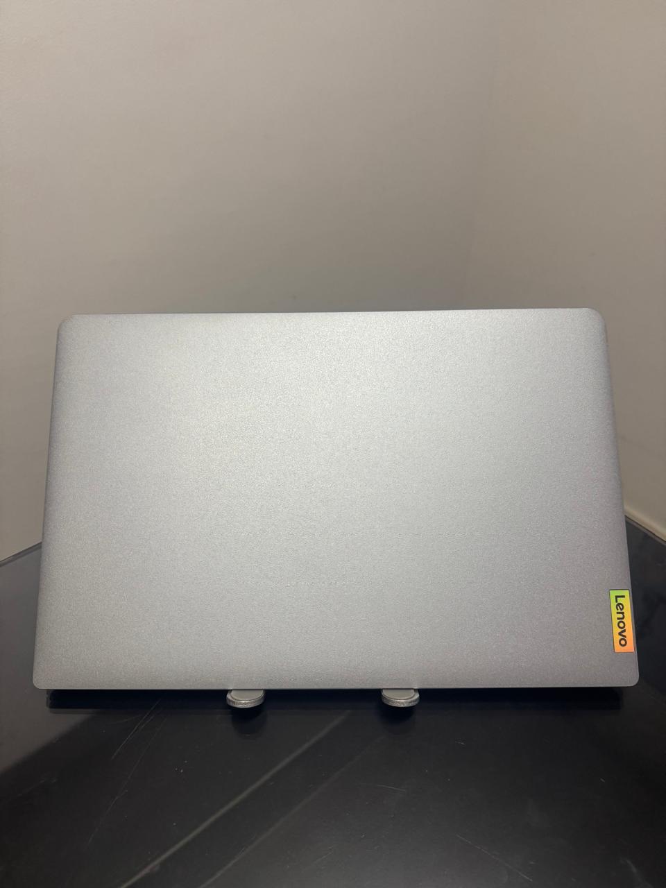 Notebook Lenovo ideapad 1 - Ryzen 7 - 20GB Ram - SSD 512GB Nvme - Amd Radeon 2GB - Imagem 5