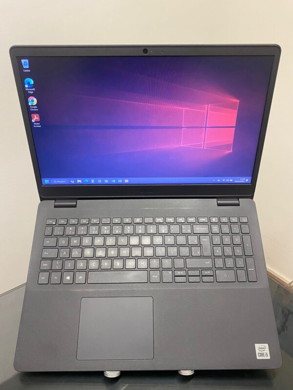 DELL - i5-10°Gen - 16GB Ram - SSD 256GB Nvme - Rede 5G - Tela 15.6 - Iris Graphics Xe