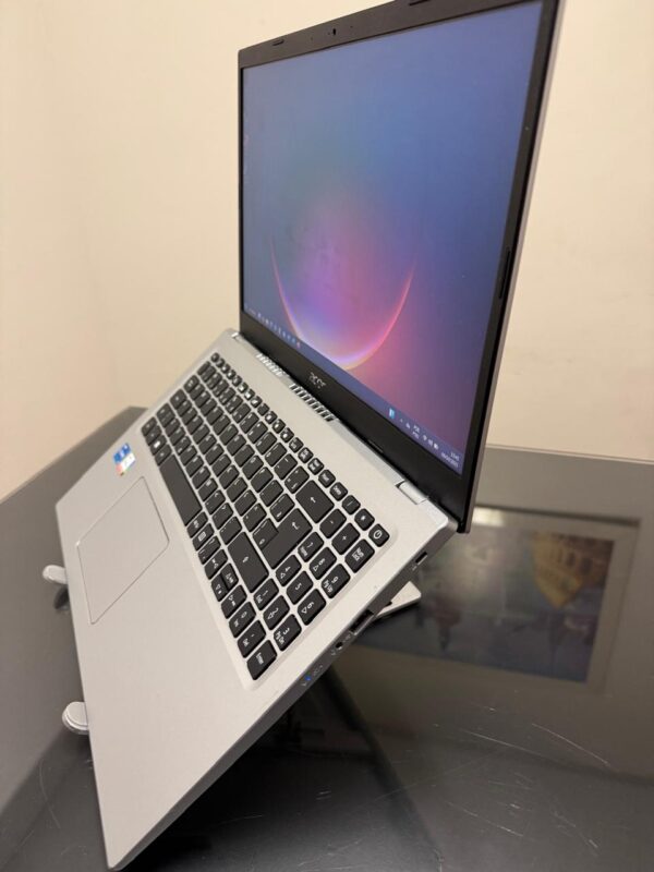 ACER - i5-11°Geração - 20GB Ram - SSD 256GB Nvme - Intel Iris Xe - Completo - Image 4