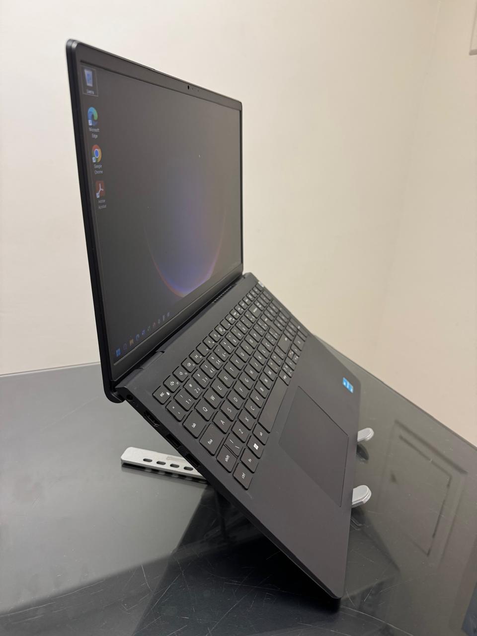 Notebook Dell Pentium Gold - 8GB Ram - SSD 256GB Nvme - Rede 5G - Completo - Imagem 3