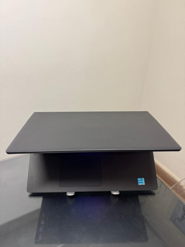 Dell Inspiron 15-3511 - Intel Gold 7505 - 8GB Ram - SSD 256GB Nvme - Completo - Image 5