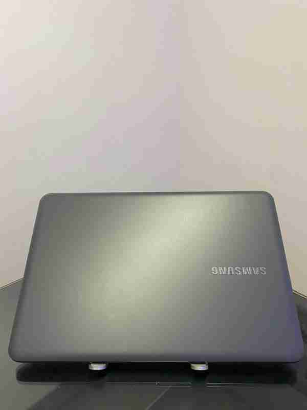 Samsung - Intel 9°Geração - 4GB Ram - SSD 128GB - Bluetooth - Completo - Image 6