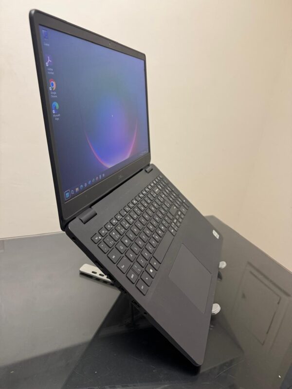 DELL - i3-10° Geração - 8GB Ram - SSD 256GB Nvme - Rede 5G - Tela 15.6 - Completo - Image 2
