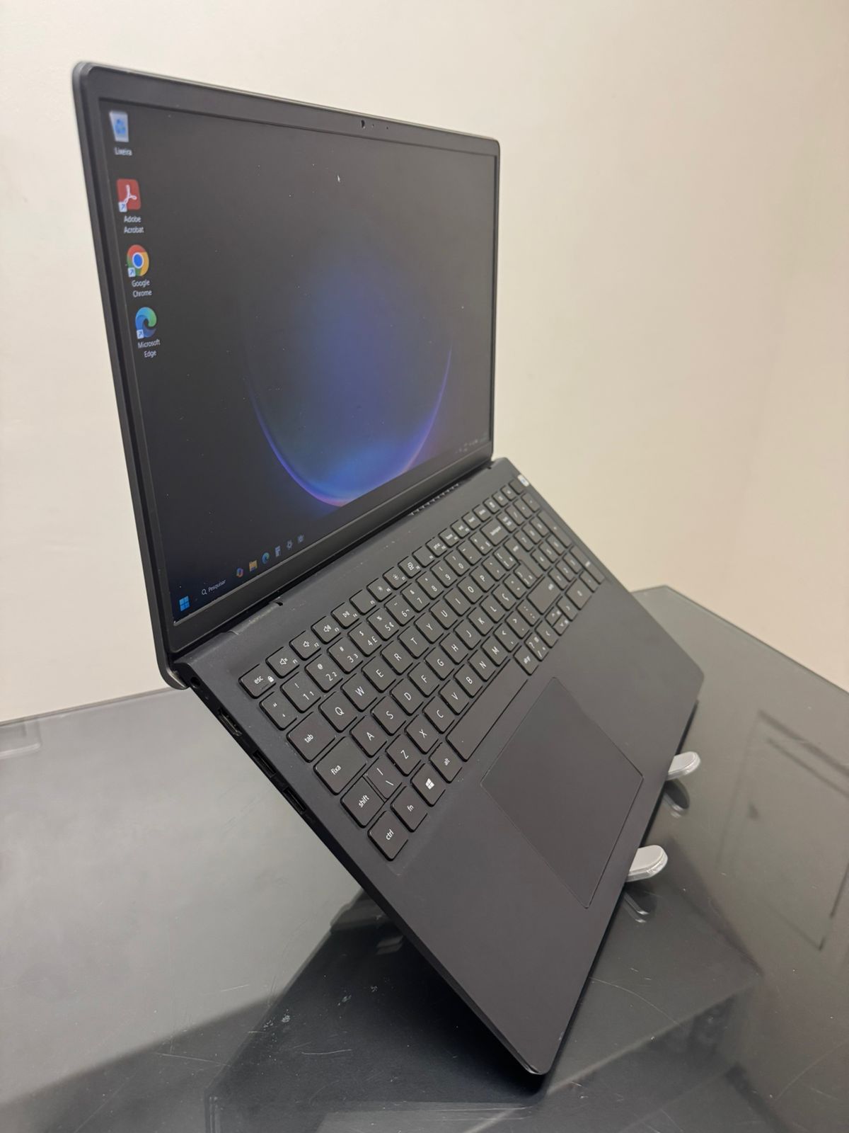 Notebook Dell - i5-11°Geração - 12GB Ram - SSD 256GB Nvme - Biometria - Intel Iris XE - Completo - Imagem 3