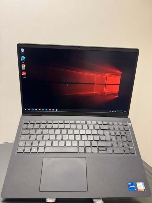 Dell Vostro 15 - i7-12°Gen - 16GB Ram - SSD 512GB Nvme - Rede 5G - Tela 15.6 - Intel Iris XE