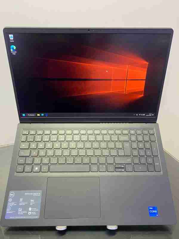 DELL - i5-11°Geração - 8GB Ram - SSD 256GB Nvme - Bluetooth - Rede 5G