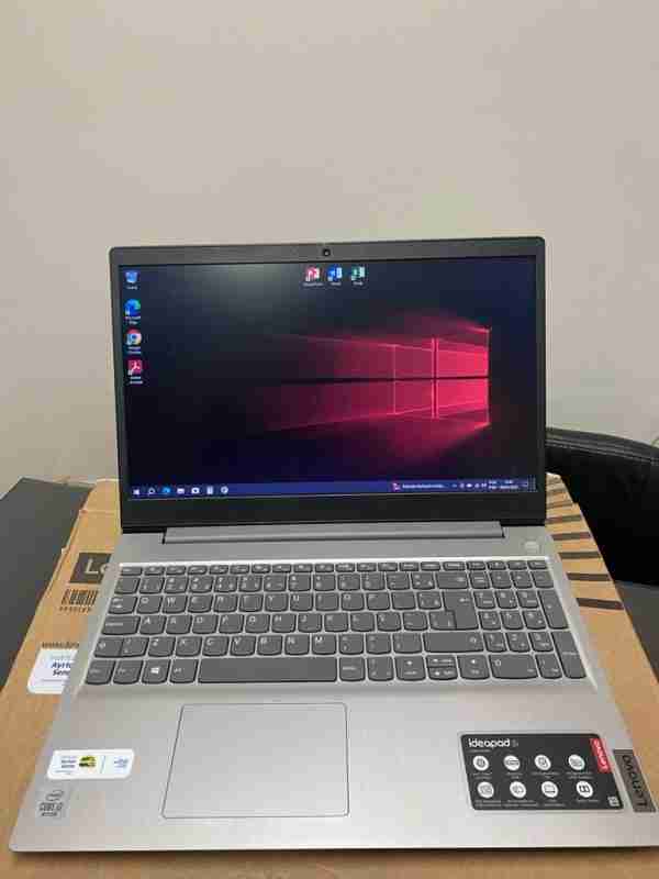 Lenovo - i3-10°Geração - 8GB Ram - SSD 256GB Nvme - Rede 5G - Tela 15.6 - Completo