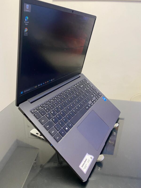 Samsung - Galaxy Book 2 - i3-12°Gen - 8GB Ram - SSD 256GB Nvme - Rede 5G - Completo - Image 3