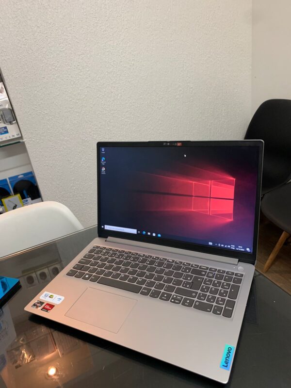 Lenovo - Ryzen 3 - 4GB Ram - SSD 256GB Nvme - Rede 5G - Tela 15.6 - Completo