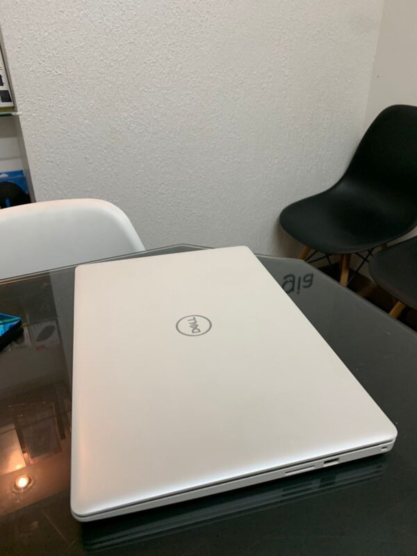 DELL - i7-8°Gen - 16GB Ram - SSD 256GB Nvme - Rede 5G - Radeon 520-2GB - Completo - Image 5