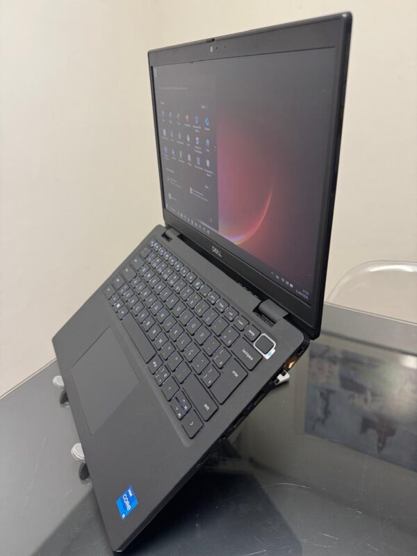 Dell Latitude 3420 - i5-11°Gen - 8GB Ram - SSD 256GB Nvme - Tela 14.0 - Intel Iris XE - Image 2