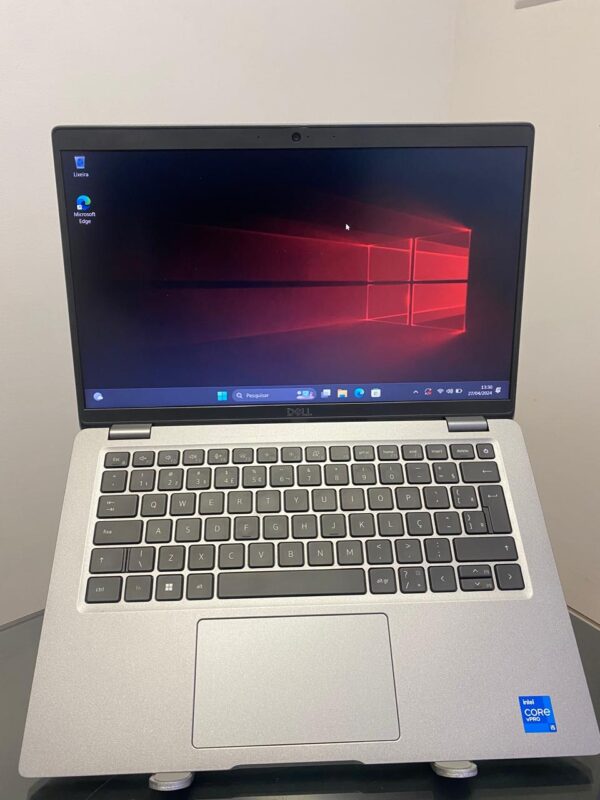 Dell Vostro - i5-11°Gen - 16GB Ram - SSD 512GB Nvme - Rede 5G - Biometria - Intel Iris XE