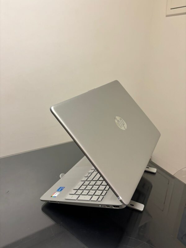 HP - i5-11°Gen - 8GB Ram - SSD 256GB - Rede 5G - Bluetooth - Completo - Image 5