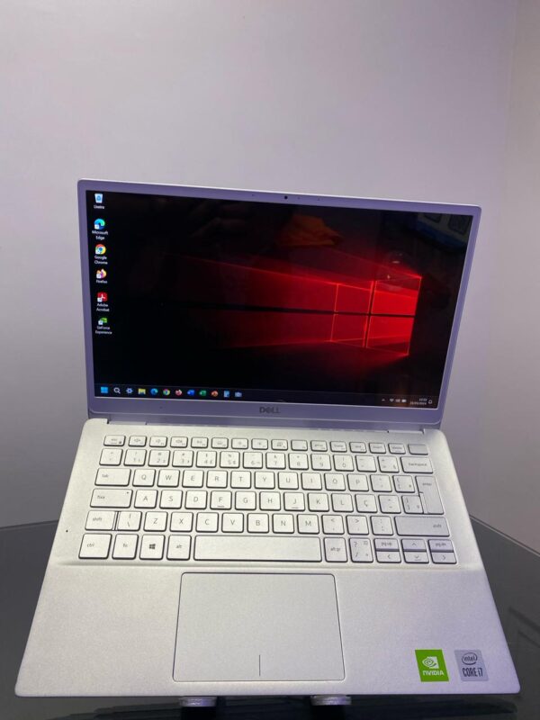 DELL - i7-10°Geração - 16GG Ram - SSD 512GB Nvme - Rede 5G - Nvidia MX250-2GB