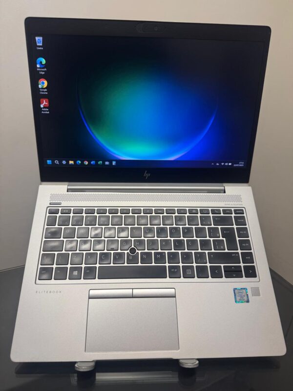 HP - ELITEBOOK - i5-8°Gen - 8GB Ram - SSD 256GB - Rede 5G - Completo