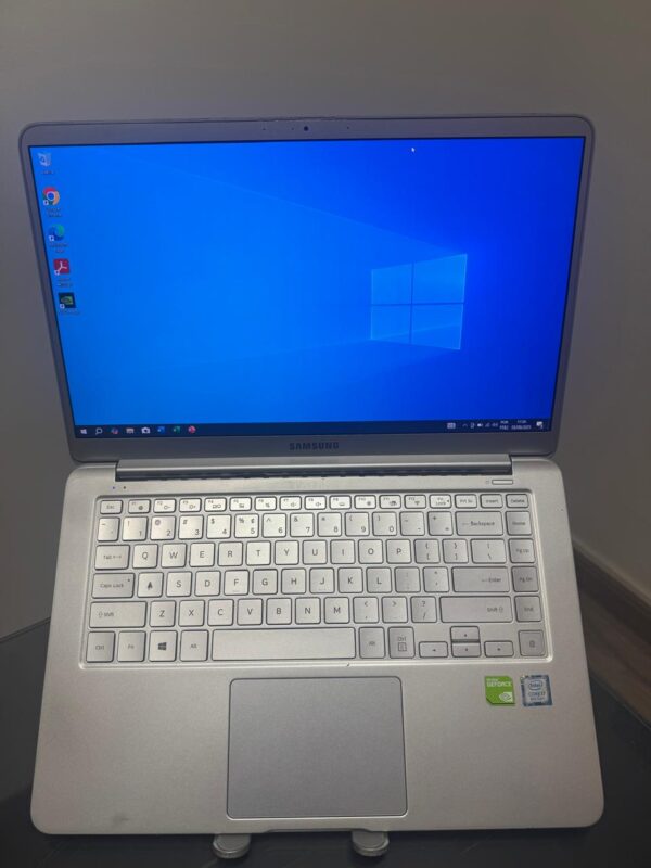 Samsung - i7-8°Gen - 16GB Ram - SSD 256GB Nvme - Nvidia Dedicada - 2GB