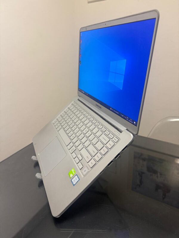 Samsung - i7-8°Gen - 16GB Ram - SSD 256GB Nvme - Nvidia Dedicada - 2GB - Image 6