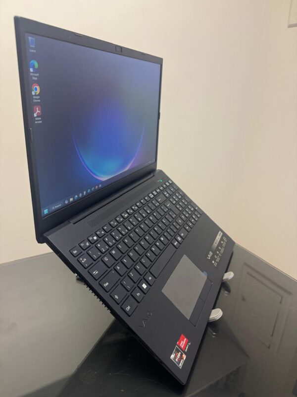 VAIO - Ryzen 5-5625U - 8GB Ram - SSD 256GB Nvme - Rede 5G - Radeon Graphics - Completo - Image 3