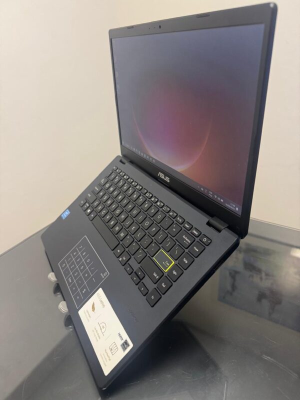 ASUS - Intel Celeron N4020 - 4 Nucleos - 4GB Ram - SSD 128GB Nvme - Rede 5G - Completo - Image 4