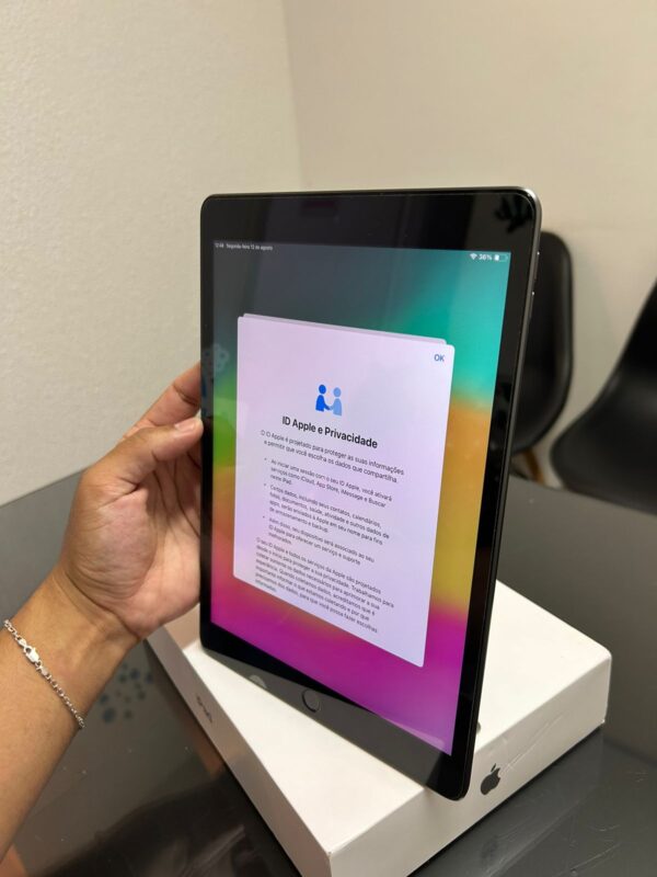 Ipad Apple 9° Geração - Tela 10,2 - Touch ID - 64GB - Bluetooth - Completo