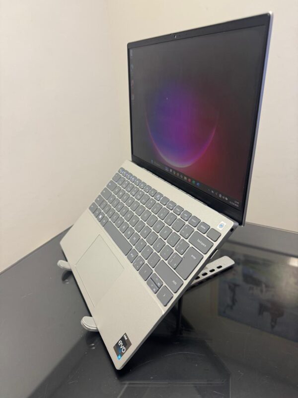 DELL EVO - i7-13°Gen - 16GB Ram - SSD 512GB Nvme - Rede 5G - Intel Iris XE - Completo - Image 2