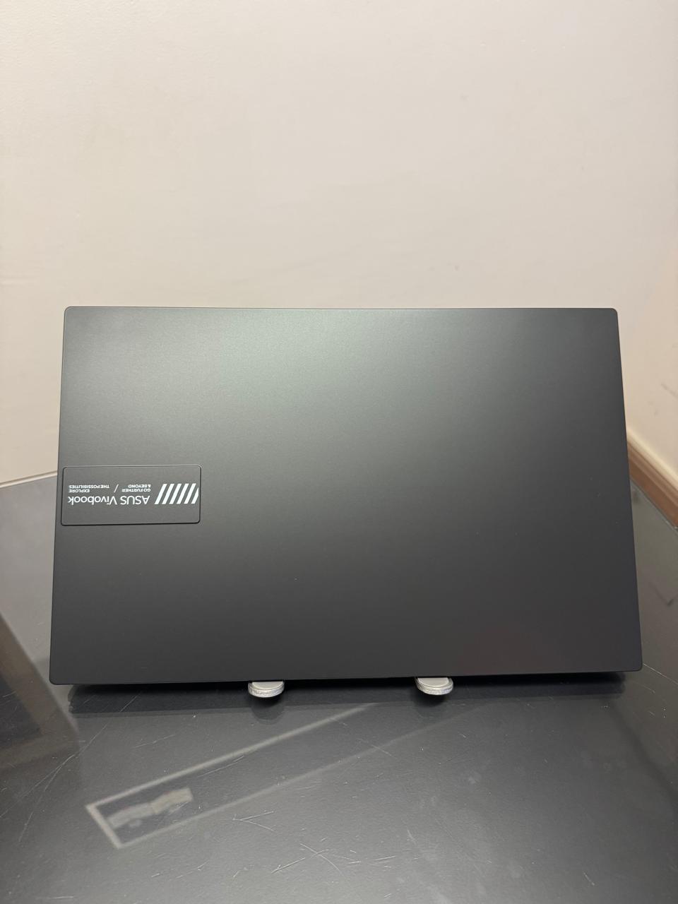 ASUS - Ryzen 5-7520U - 8GB Ram DDR5 - SSD 512GB Nvme - Rede 5G - Amd Radeon Graphics - Imagem 5