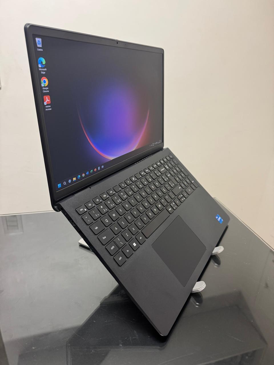 Dell Inspiron 15-3530 - i5-13°Gen - 8GB Ram - SSD 512GB Nvme - Tela 120Hz - Completo - Imagem 3