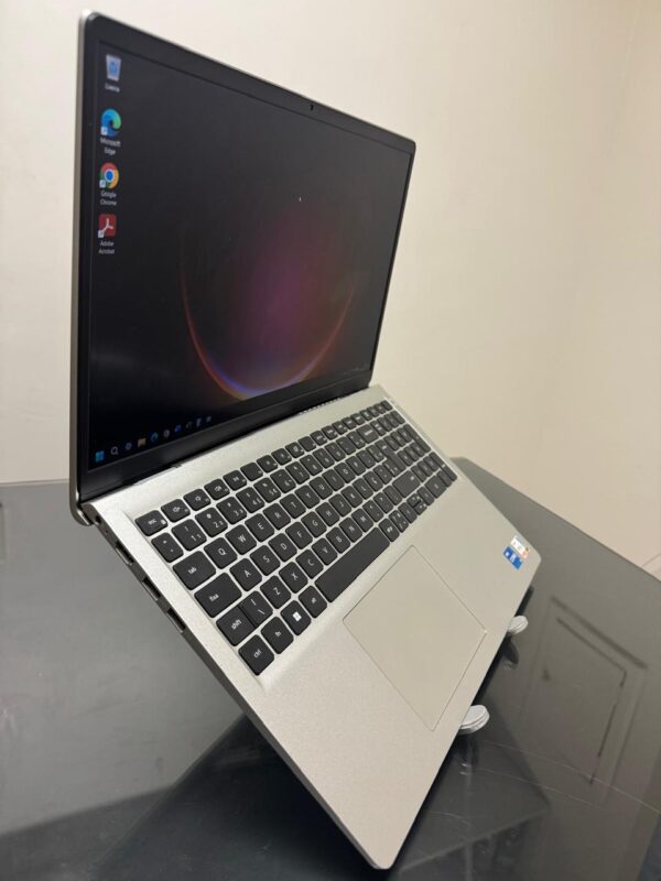 Notebook Dell – i5-11°Geração – 16GB Ram – SSD 256GB Nvme – Intel