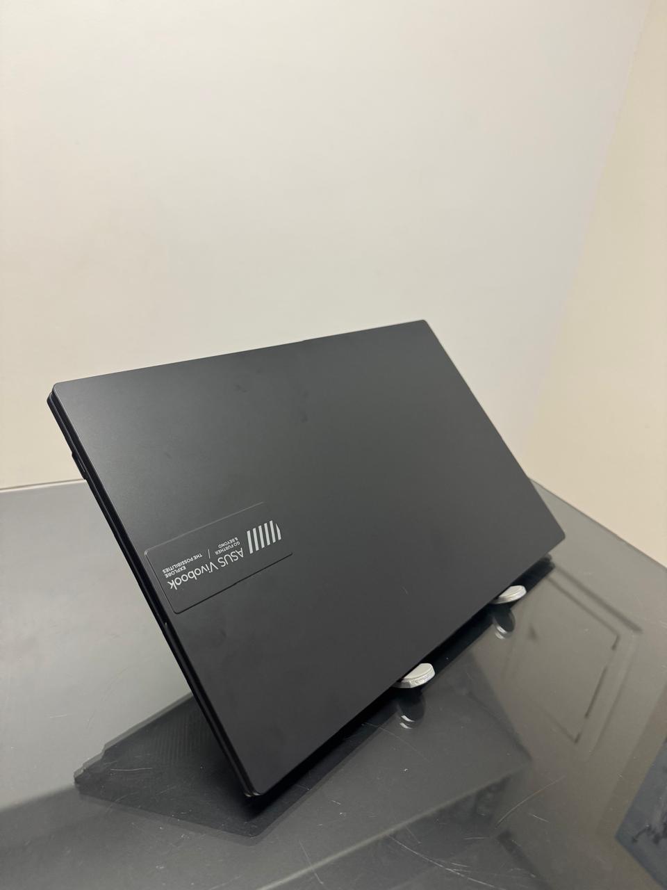 Asus - Ryzen 3 Serie 7 - 4GB Ram DDR5 - SSD 256GB Nvme - Rede 5G - Amd Radeon - Completo - Imagem 6