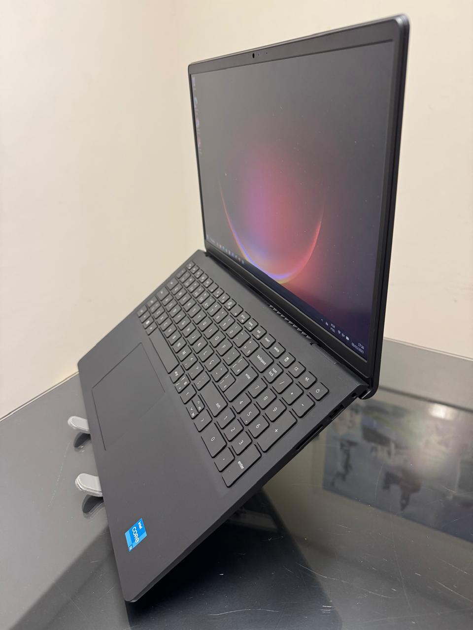 DELL - i3-11°Gen - 8GB Ram - SSD 256GB Nvme - Biometria - Completo - Imagem 4