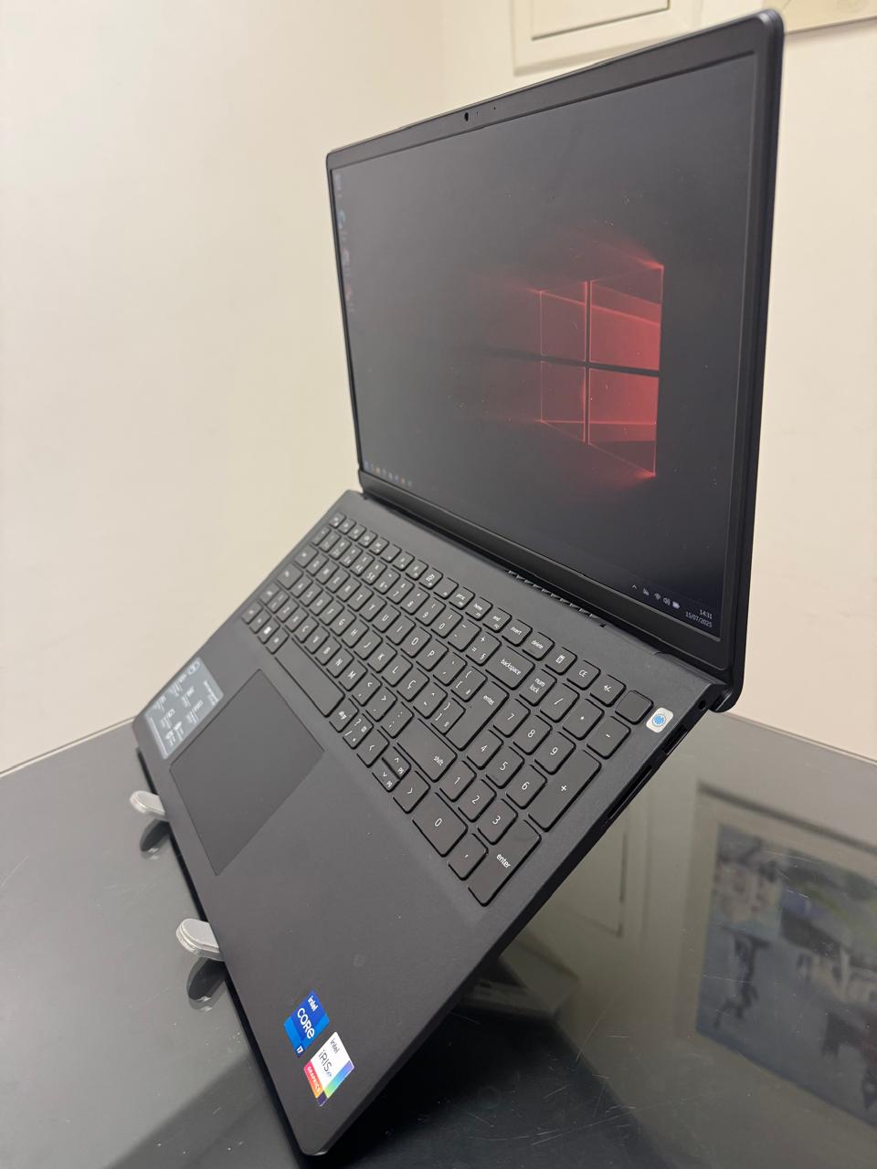 Notebook Dell Inspiron 15 - I7 - 11º Geração - 16 RAM - SSD 256 GB - Intel Iris XE - 15 P - Imagem 3