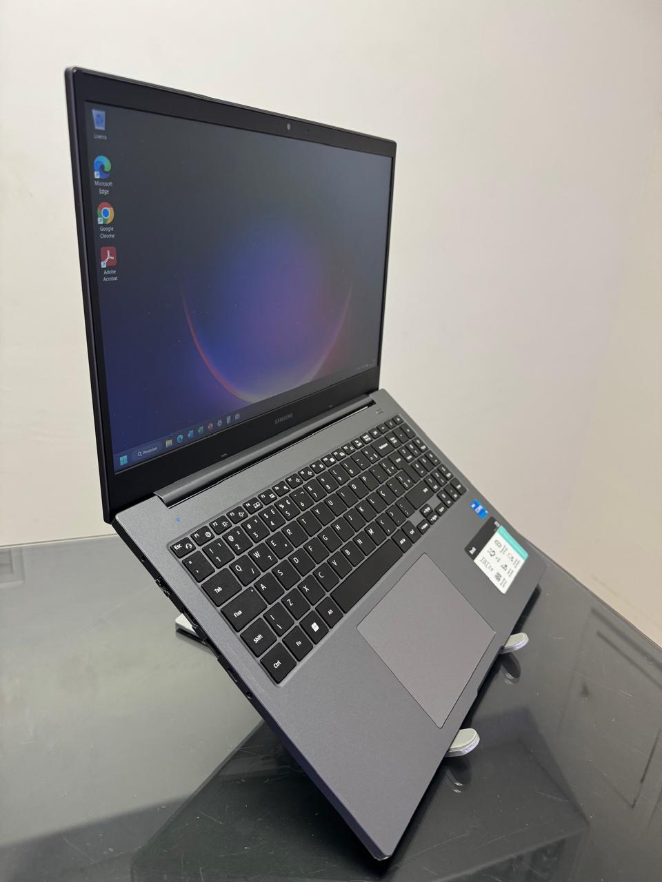 Notebook Samsung e-book - i5 - 11º - SSD 256GB - Ram 8 - 15P - Imagem 2