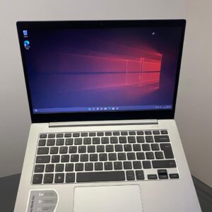 Notebook Samsung Galaxy - Snapdragon7- SSD 128 GB - Ram 4 GB DDR4 - 14P