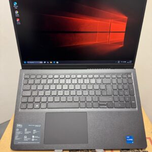 Notebook Dell - i5-13°Geração - 16GB Ram - SSD 512GB Nvme - Tela 120Hz - Intel Iris Xe -15p