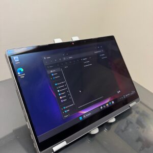 Notebook Dell Latitude i5 - 11º -2 in 1 Tablet-  Ram 8 GB-  SSD256 -Intel Graphics XE - ⁠Tela Full HD IPS 360° -14p