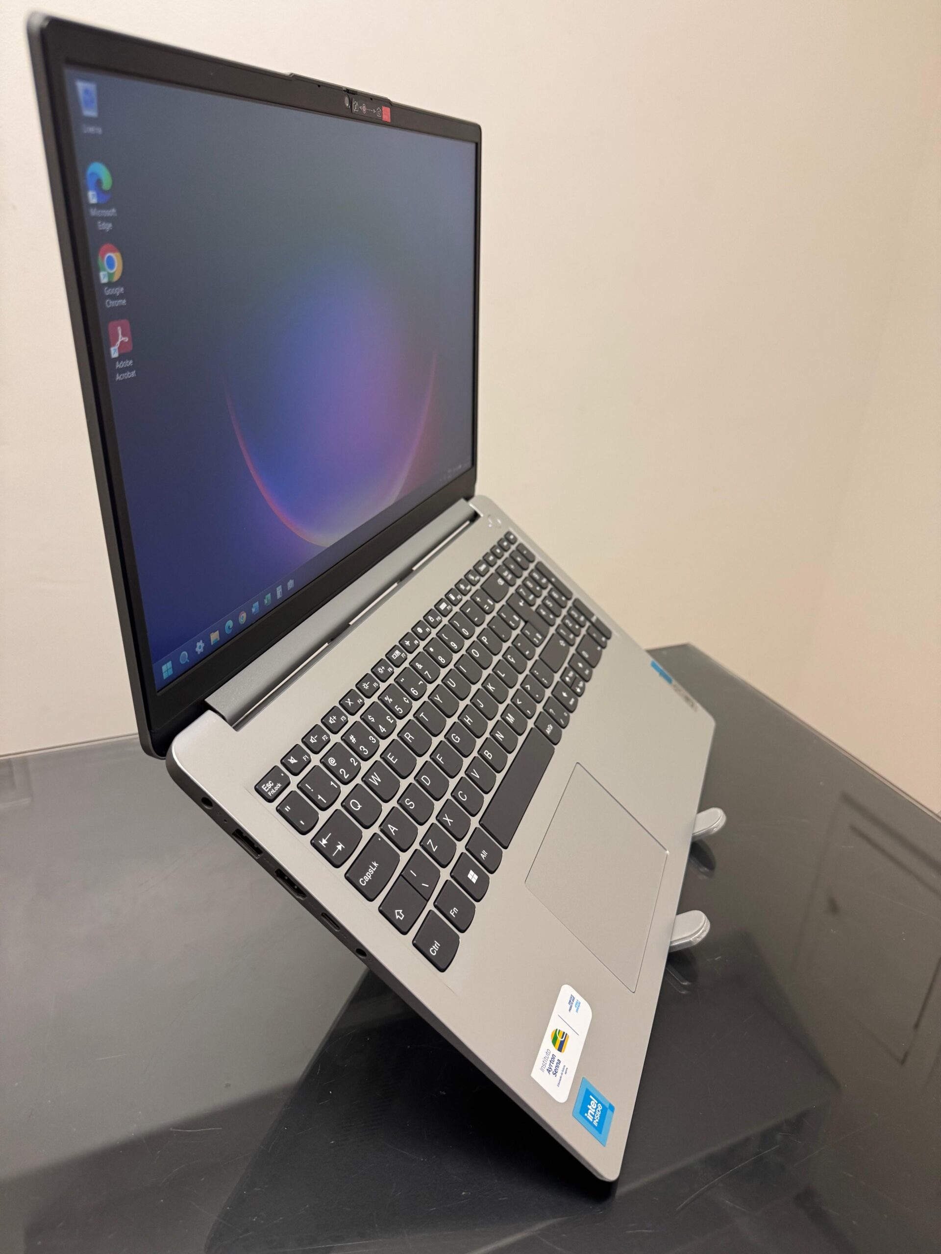 Notebook Lenovo Ideaiapad - Intel Celeron 12°Geração - 4GB Ram DDR4- SSD 128GB NVme- 15.6P - Completo - Imagem 2