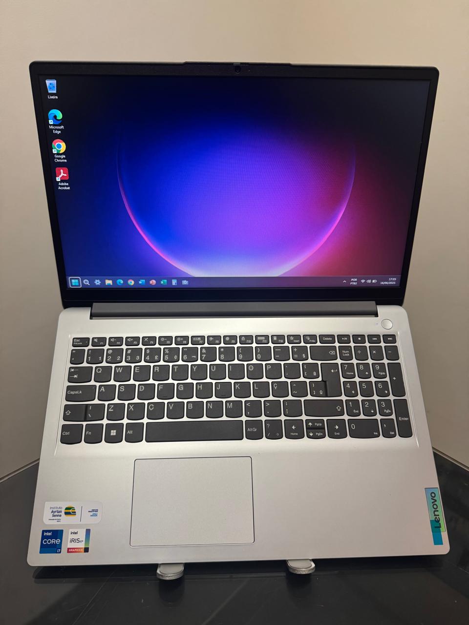 Notebook Lenovo ideapad 1 - i7-12°Gen - 12GB Ram - SSD 512GB Nvme - Iris Xe Graphics - 15,6 Polegadas - Completo - Imagem 7