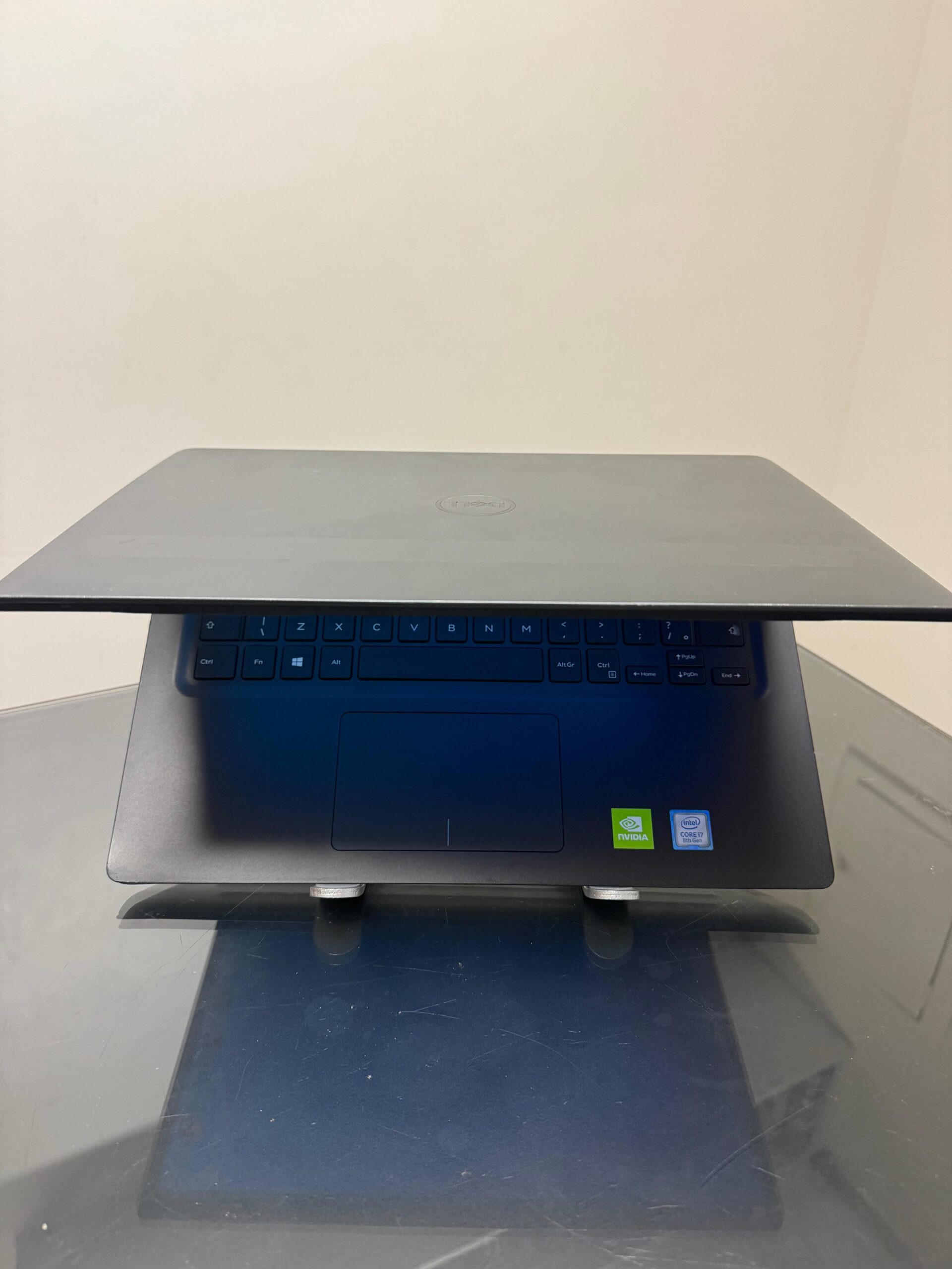 Notebook Dell VOSTRO - i7 - 8º - SSD256 GB NVme - 16 GB Ram - 14Polegadas - Imagem 4