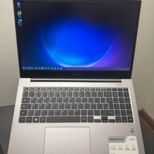 Notebook Samsung Ebook - i3-10°Geração - 8GB Ram DDR4 - SSD 256GB Nvme - Rede 5G - 15,6 Polegadas -Completo