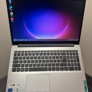 Notebook Lenovo ideapad 1 - i7-12°Gen - 12GB Ram - SSD 512GB Nvme - Iris Xe Graphics -15,6 Polegadas - Completo