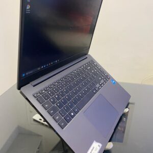 Notebook Samsung Galaxy Book  - i5-12°Gen - 12GB Ram - SSD 256GB Nvme -⁠Intel Iris XE  -15,6 Polegadas - Completo