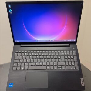 Notebook Lenovo V15 - i7-11°Gen - 16GB Ram - SSD 256GB Nvme -NVIDIA DEDICADA 2 GB- Tela full HD -15P- Completo