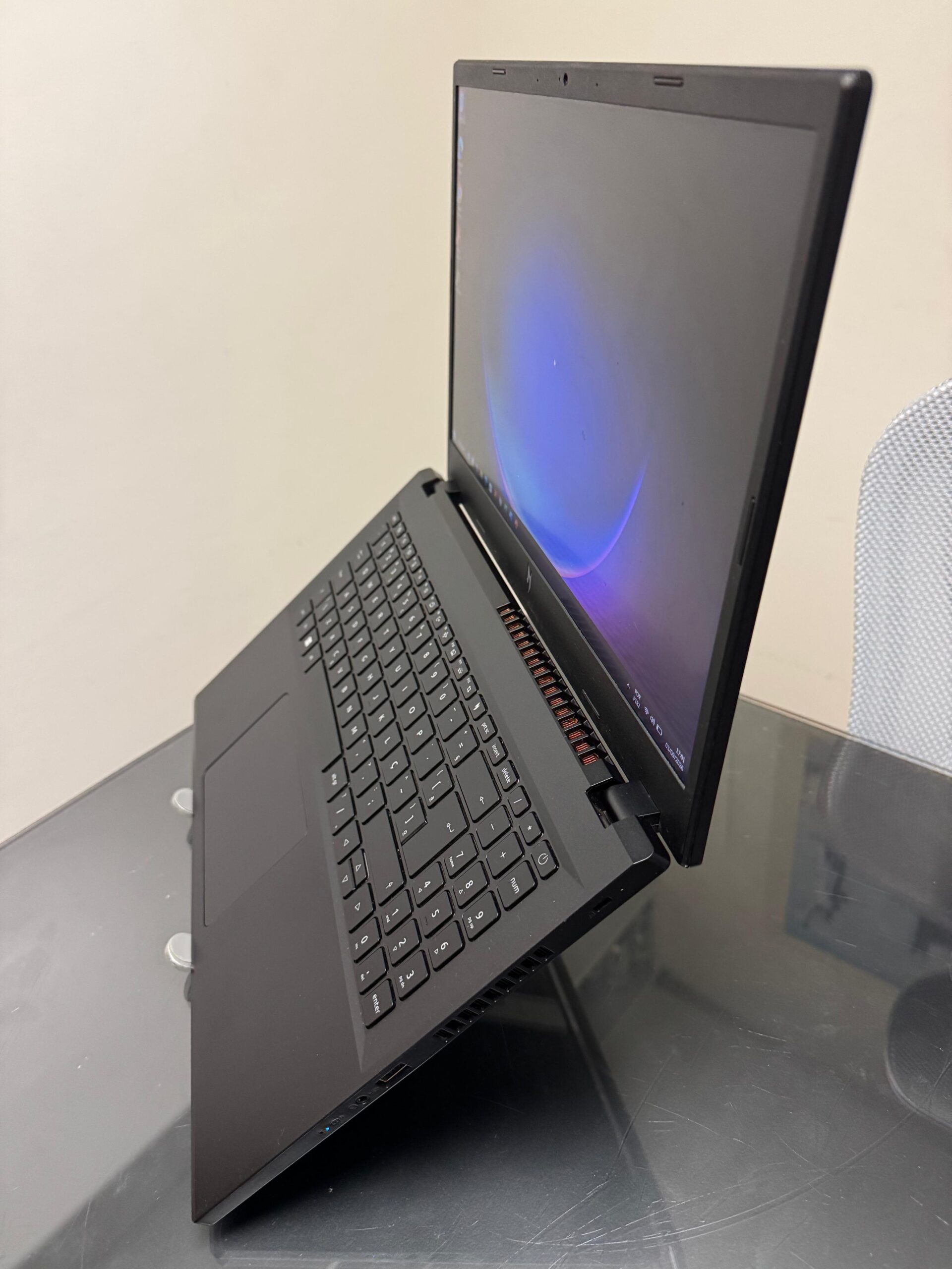 ACER - Nitro 5 V15 - i5-13°Gen - 16GB Ram DDR5 - SSD 512GB Nvme - Tela 165Hz - RTX 4050-6GB - 15P-Completo - Imagem 3