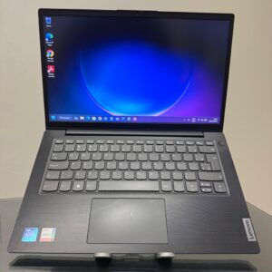 Notebook Lenovo V15 - i7-12°Gen - 16GB Ram - SSD 512GB Nvme -14 Polegadas - Tela FULL HD -Completo