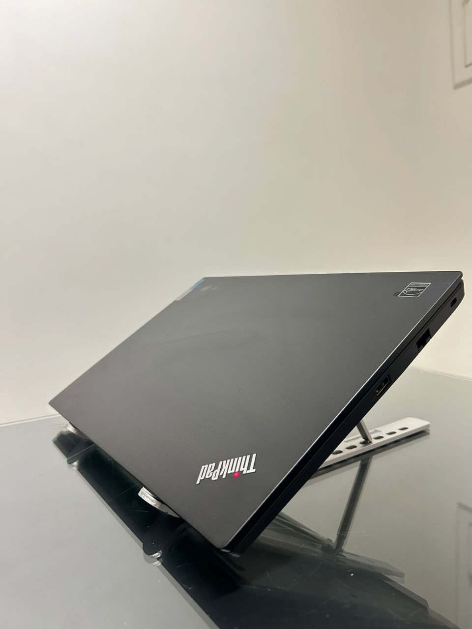 Notebook Lenovo TrinkPad - i7 - 11º - SSD 256 GB NVme- 16GB RAM - 14 Polegadas- Tela Full HD - Imagem 4