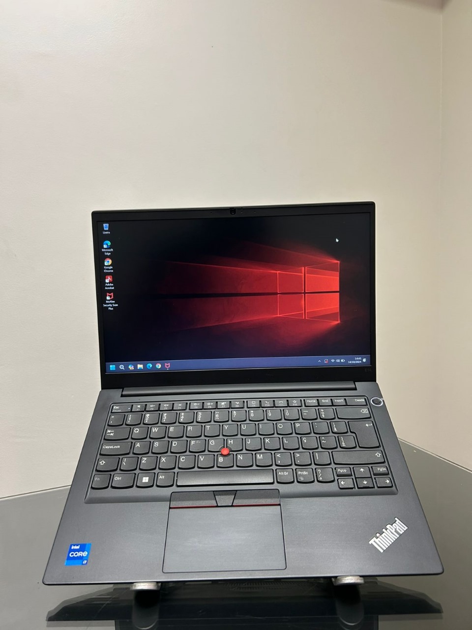 Notebook Lenovo TrinkPad - i7 - 11º - SSD 256 GB NVme- 16GB RAM - 14 Polegadas- Tela Full HD