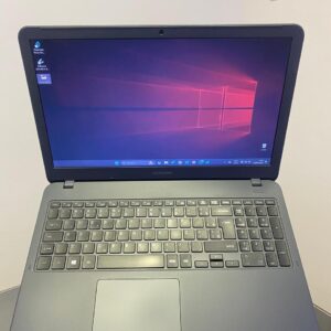 Notebook Samsung Essencial - Intel Celeron 9° - 8 GB RAM DDR4- SSD 128GB - 15,6 Polegadas - Completo