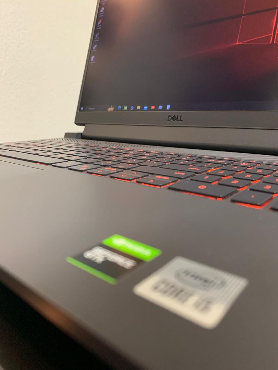 Notebook Dell Gamer G15-i5 - 10° Geração - 24GB Ram DDR4- SSD 512GB - NVIDIA RTX 1650 - 4GB - Tela Full HD IPS-15,6 POLEGADAS - Completo - Imagem 4