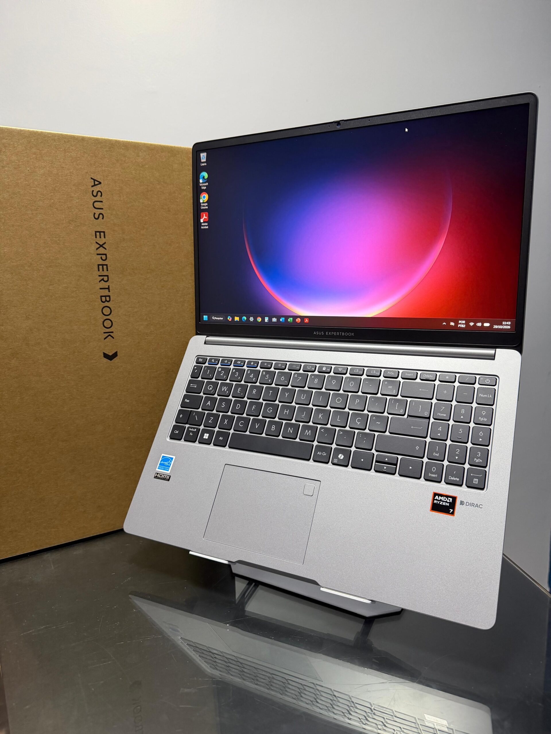Notebook ASUS Vivobook - Ryzen 7 -170 -15° 3.2ghz - SSD 512GB NVme - Ram 16GB DDR5 - Redeon Graphics - 15 Polegadas - Imagem 3